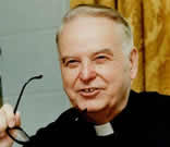 Padre Owen Lee